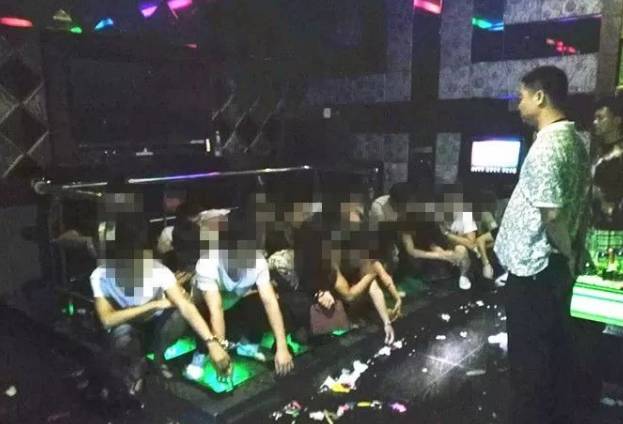 17名男女KTV聚众吸毒被一锅端