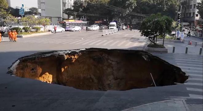 深圳施工现场地面坍塌致13人失联，紧急救援与事件反思