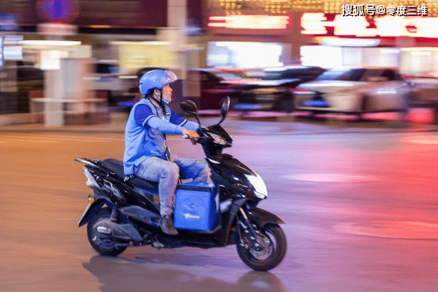 内蒙古网红骑手送餐路上的现实与想象碰撞